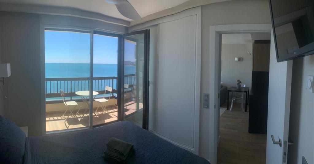 Espectaculares Vistas Al Mar Playa Malagueta Lägenhet Málaga Exteriör bild